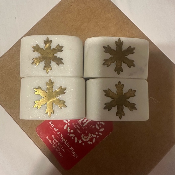 White and Gold Snowflake Napkin Rings - Picture 1 of 4